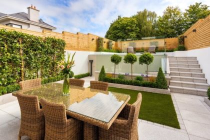 Make Your Outdoor Trendy with Entertainment-Friendly Elements