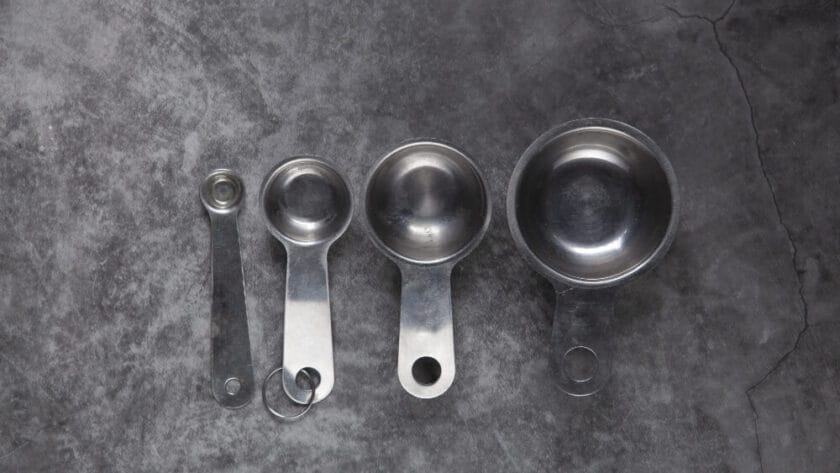 Mastering Culinary Precision: How Many Tablespoons Are in 1/4 Cup?
