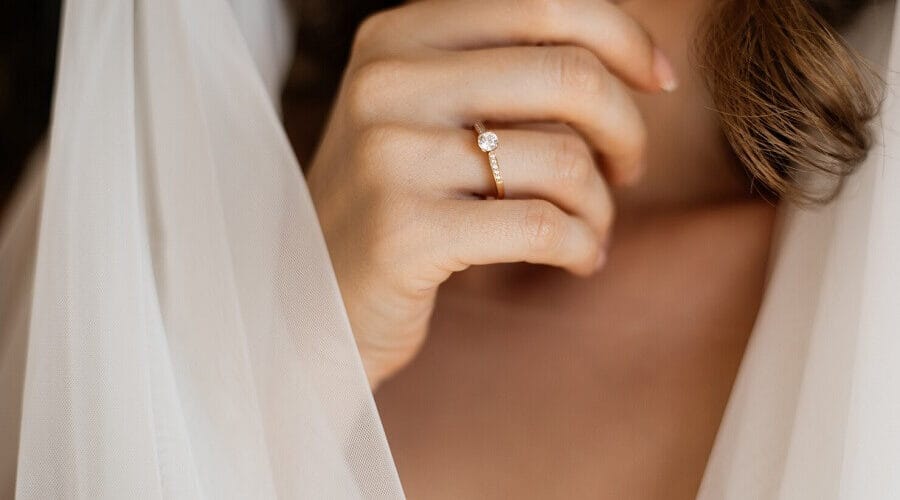 Why Oval Rings Offer the Ideal Balance of Elegance and Uniqueness